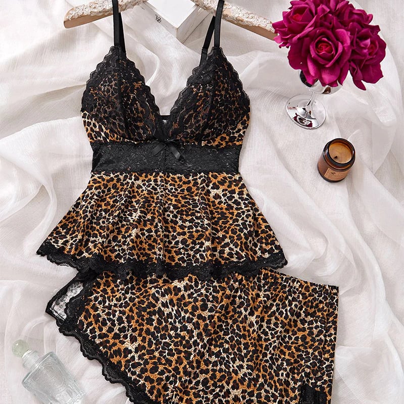 💕Set de pijamale cu camisol cu decolteu în V și șorturi, cu bordură din dantelă
