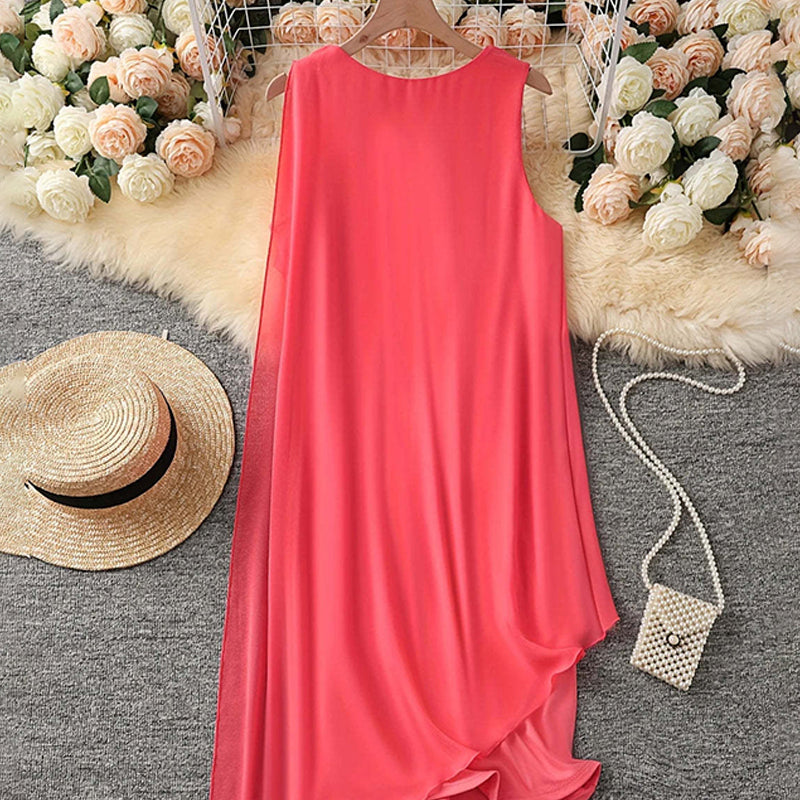 Rochie elegantă fără mâneci, cu plasă asimetrică și decolteu rotund
